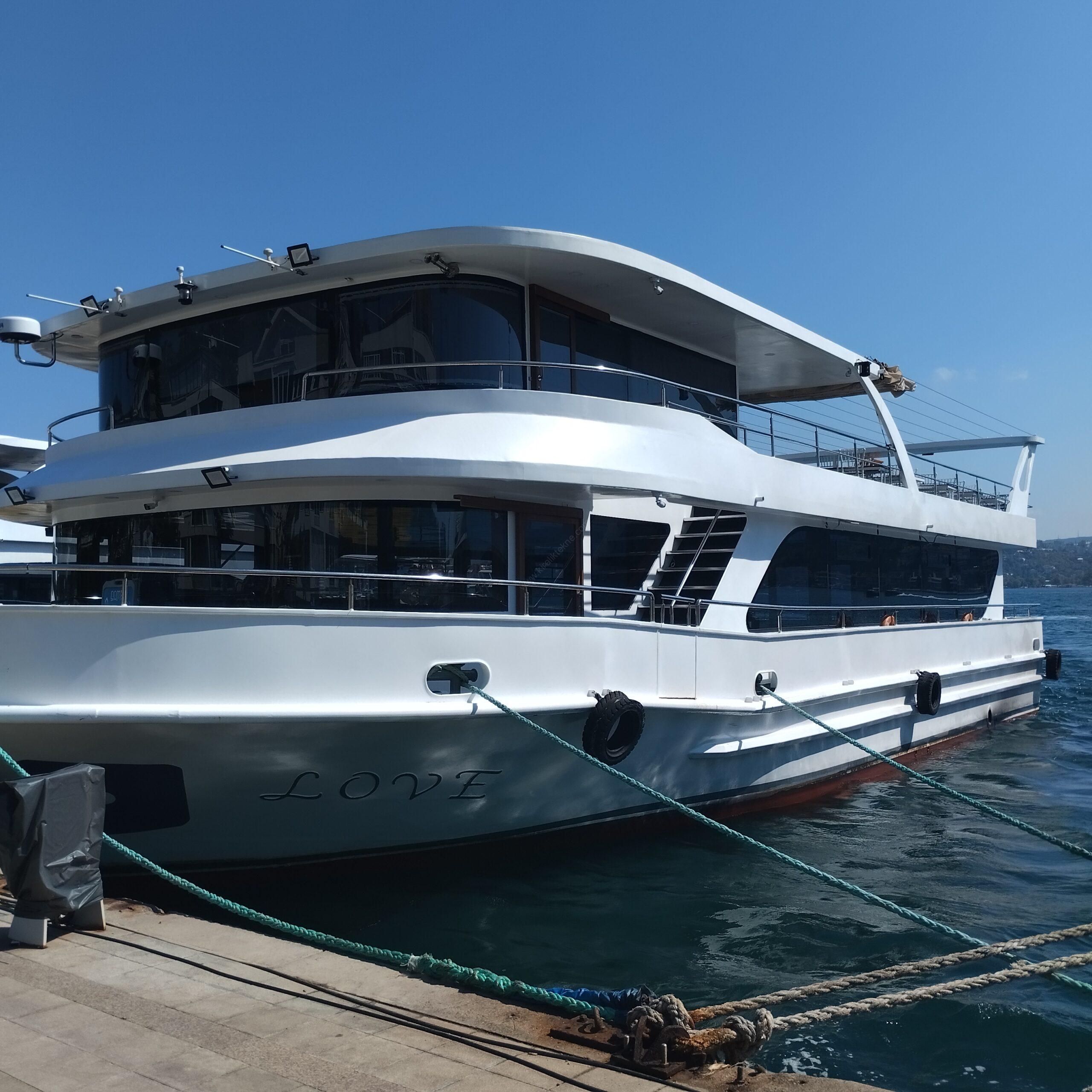 Yacht Gallery