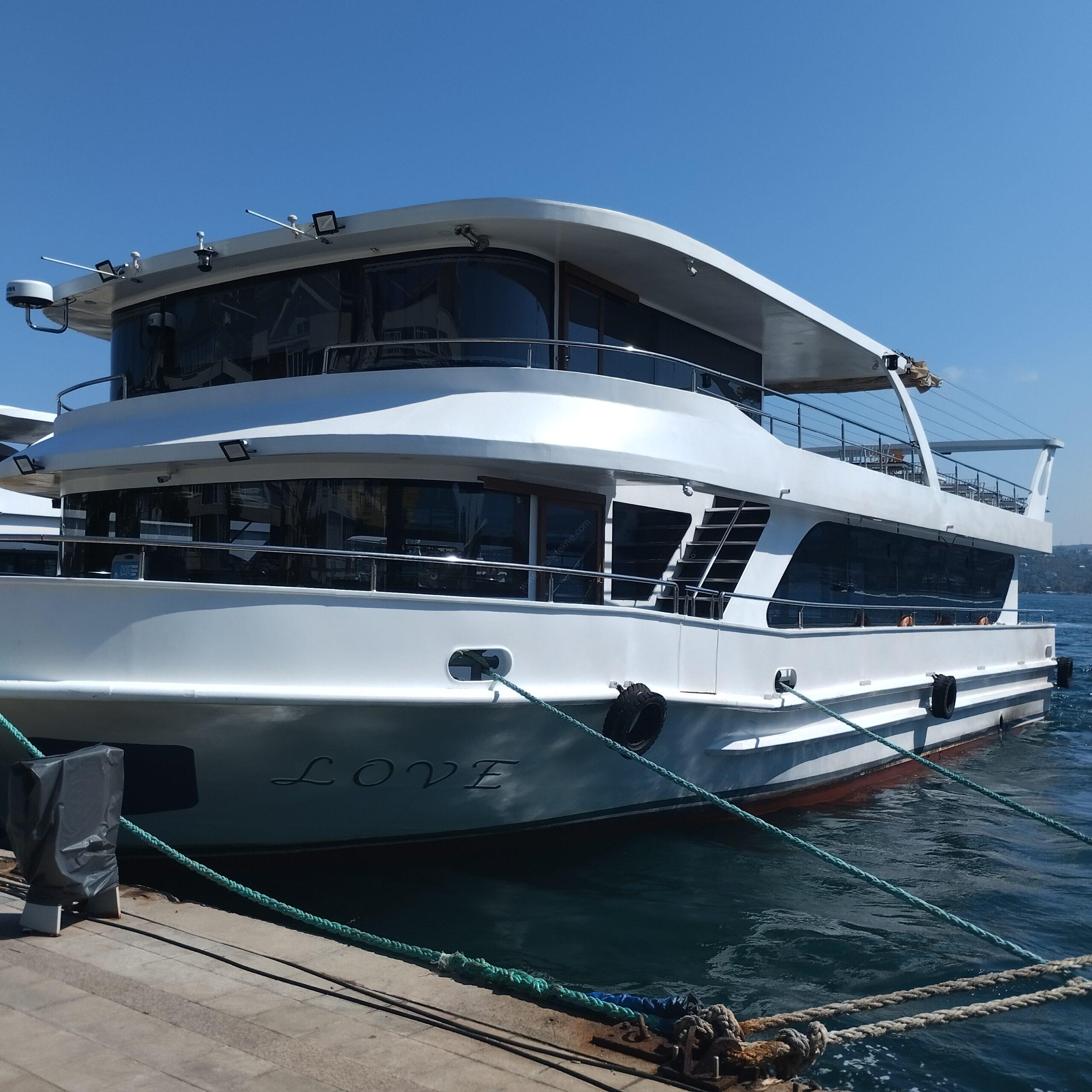 Yacht Gallery