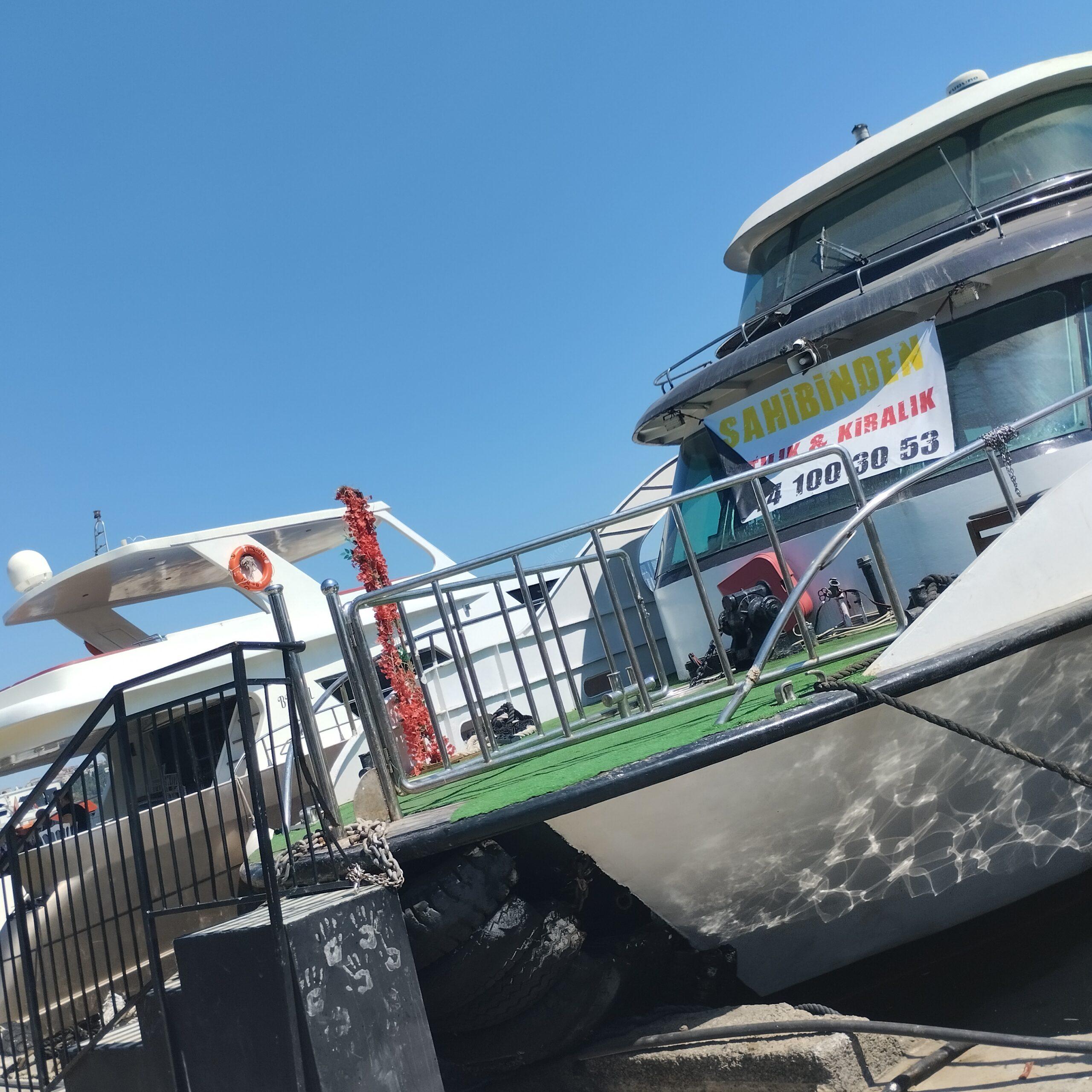 Yacht Gallery