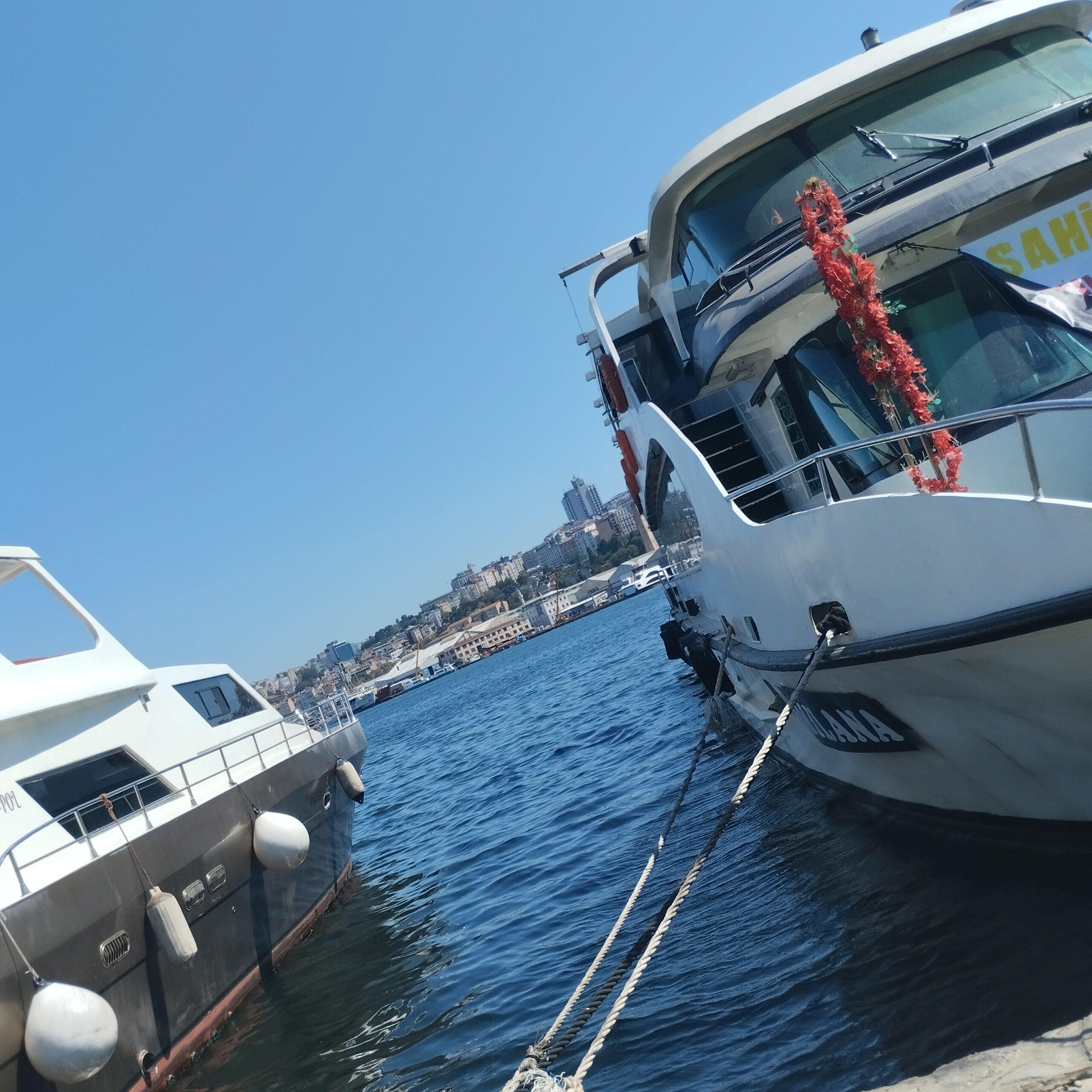 Yacht Gallery