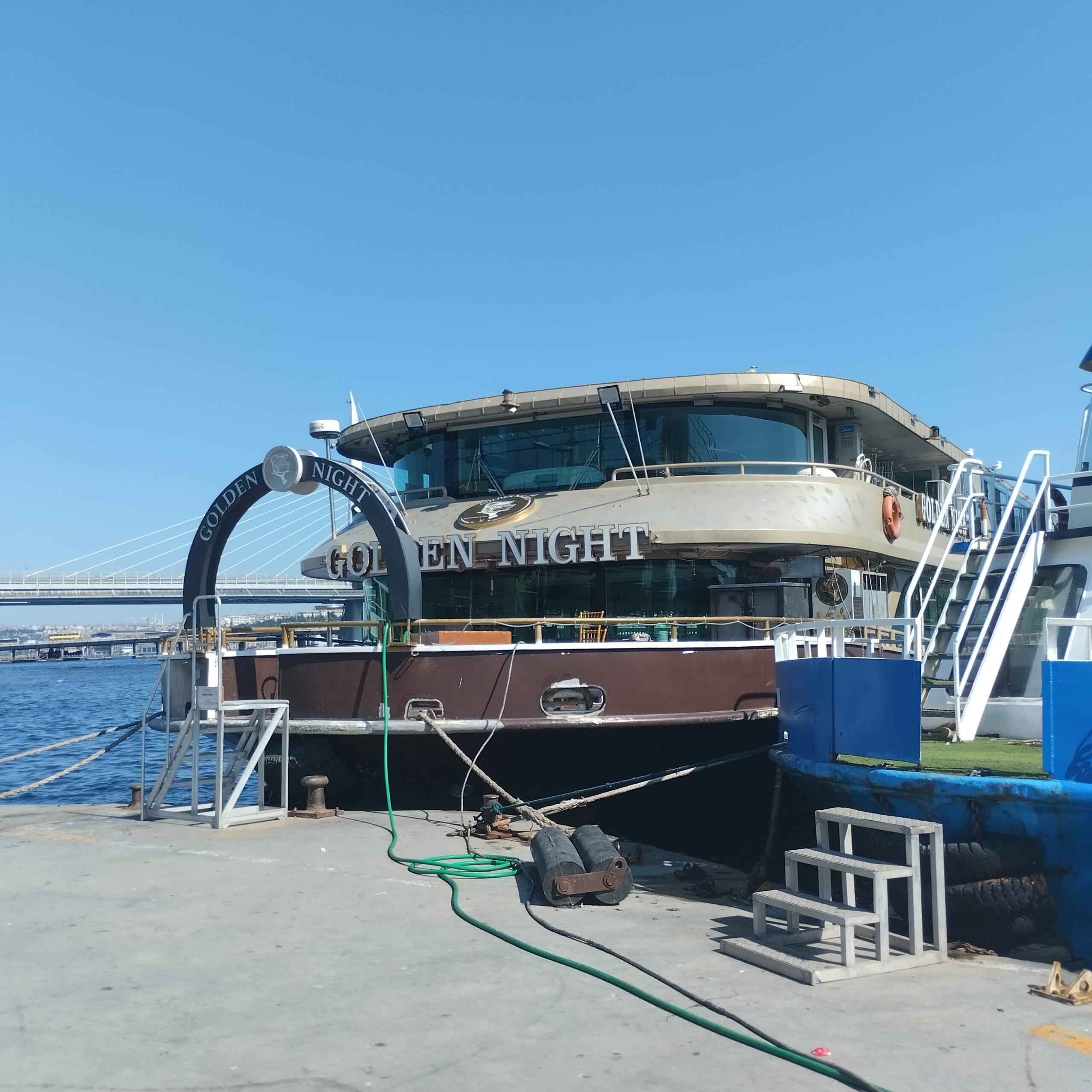 Yacht Gallery