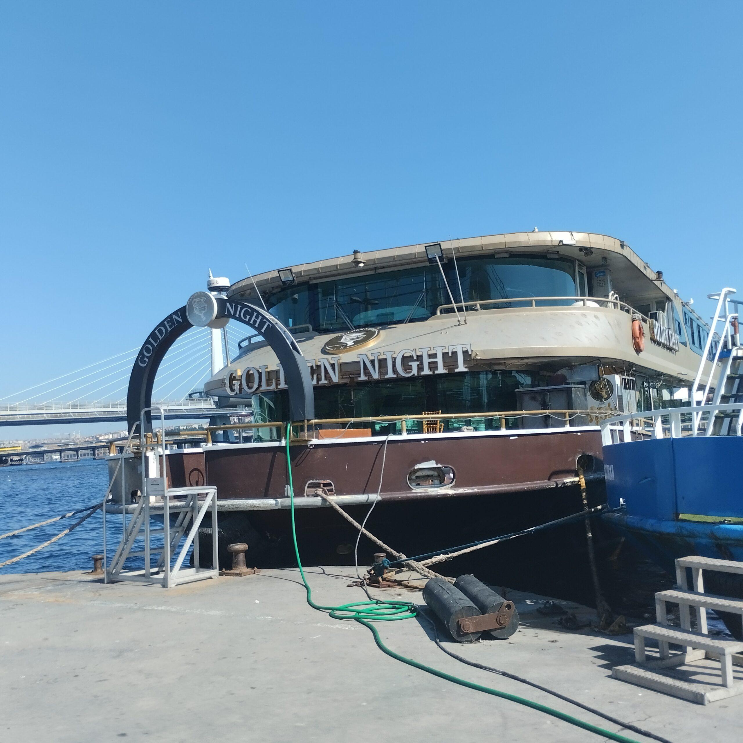 Yacht Gallery