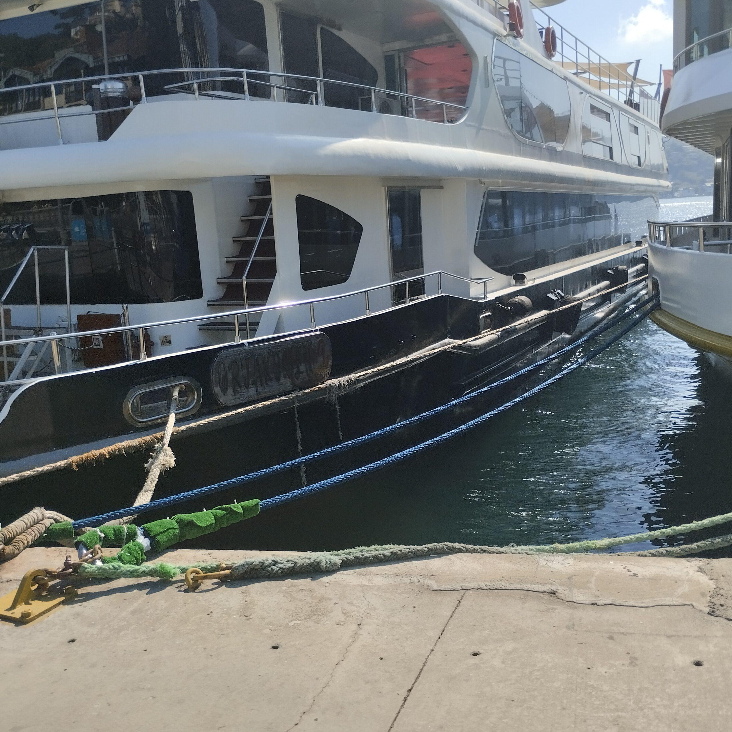 Yacht Gallery