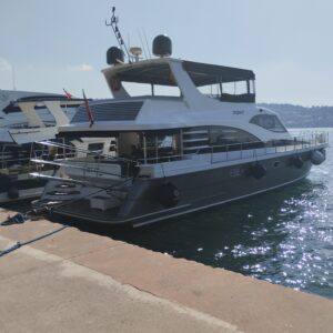 Yacht Thumbnail