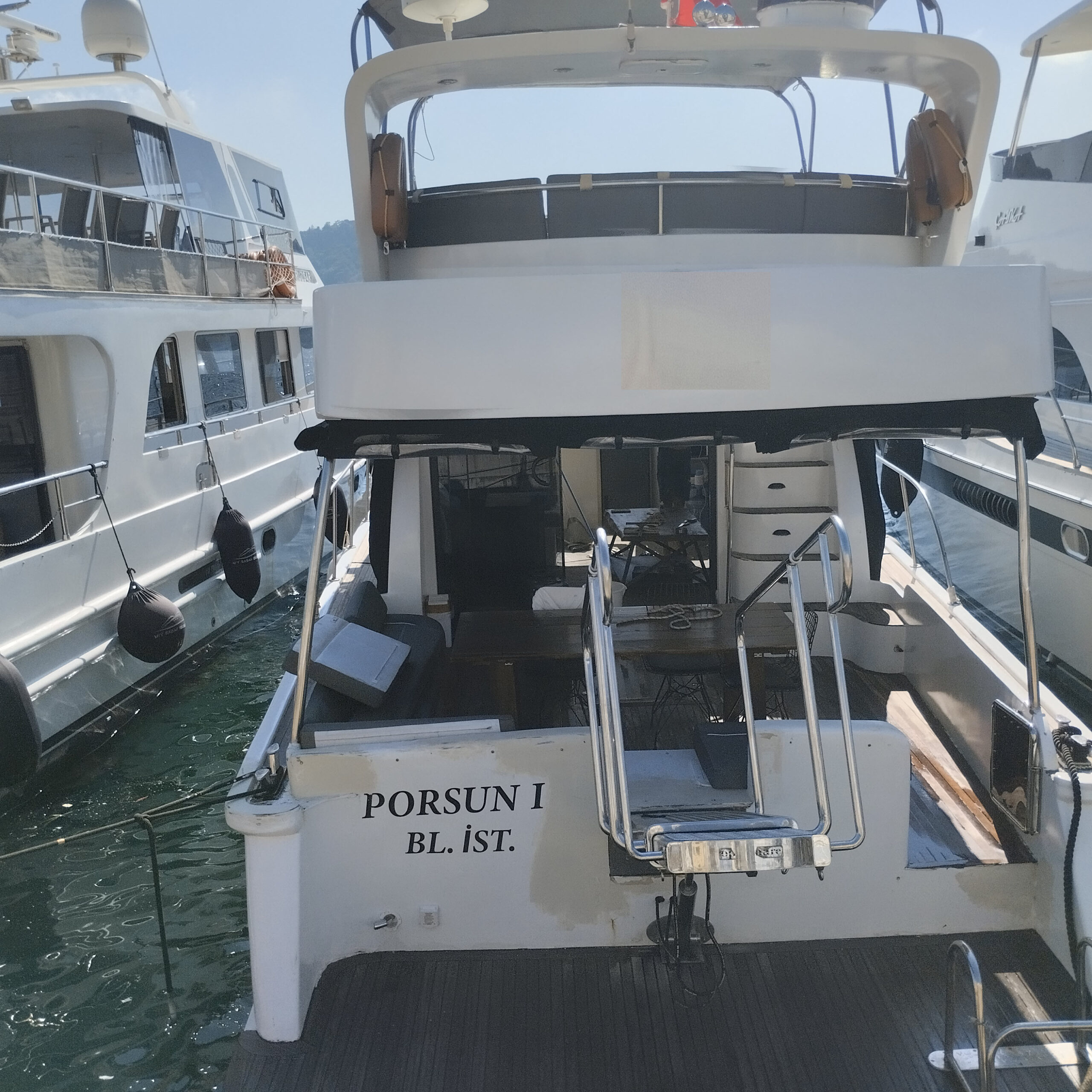 Yacht Gallery