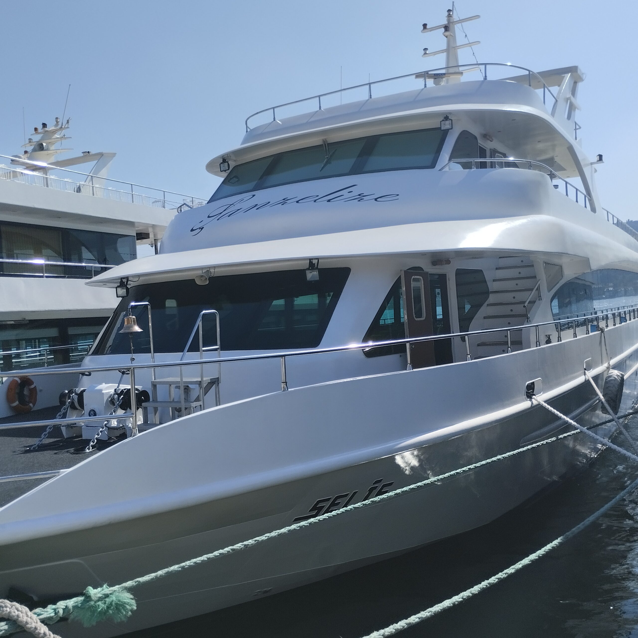 Yacht Gallery
