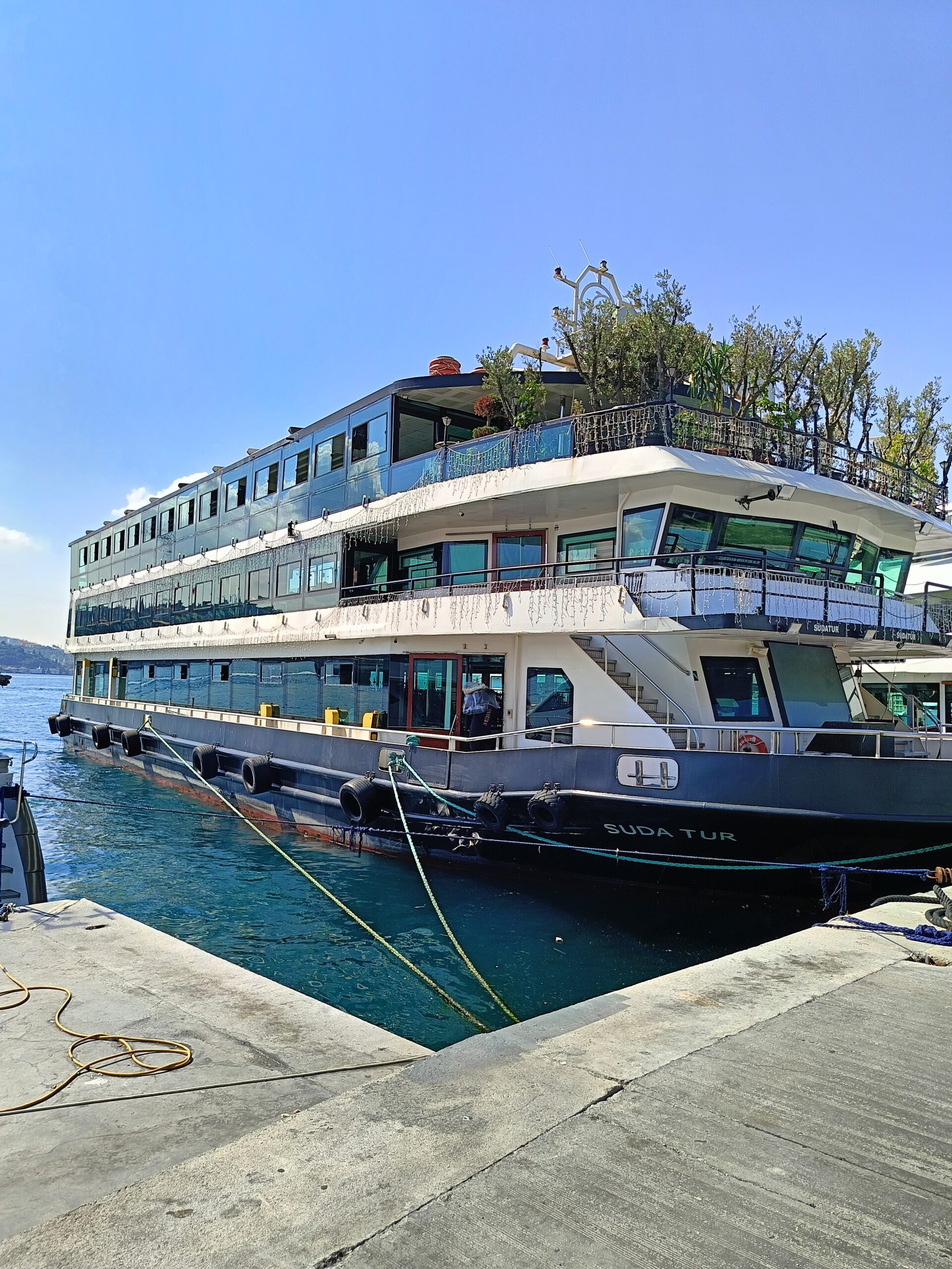 Yacht Gallery