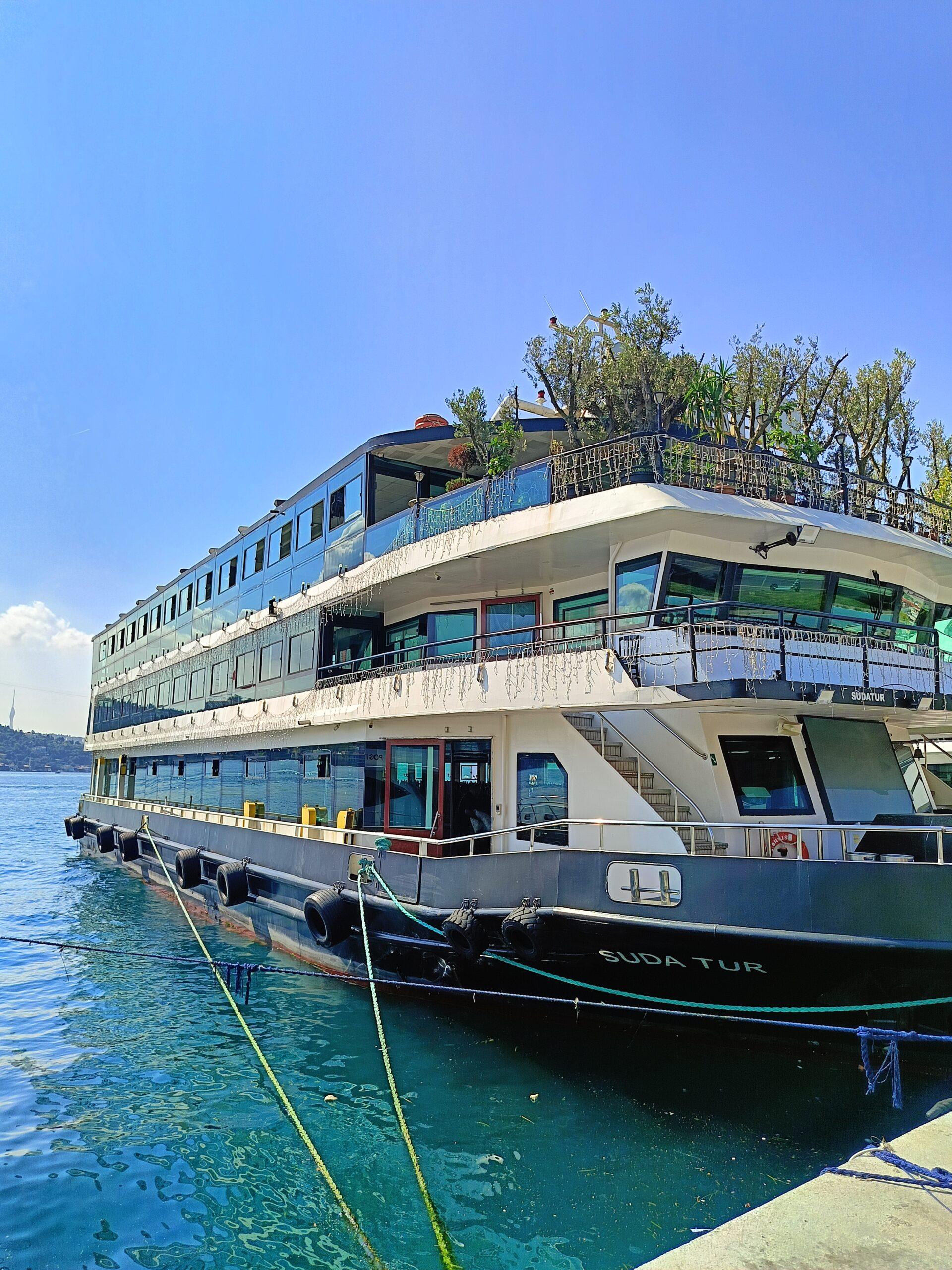 Yacht Gallery