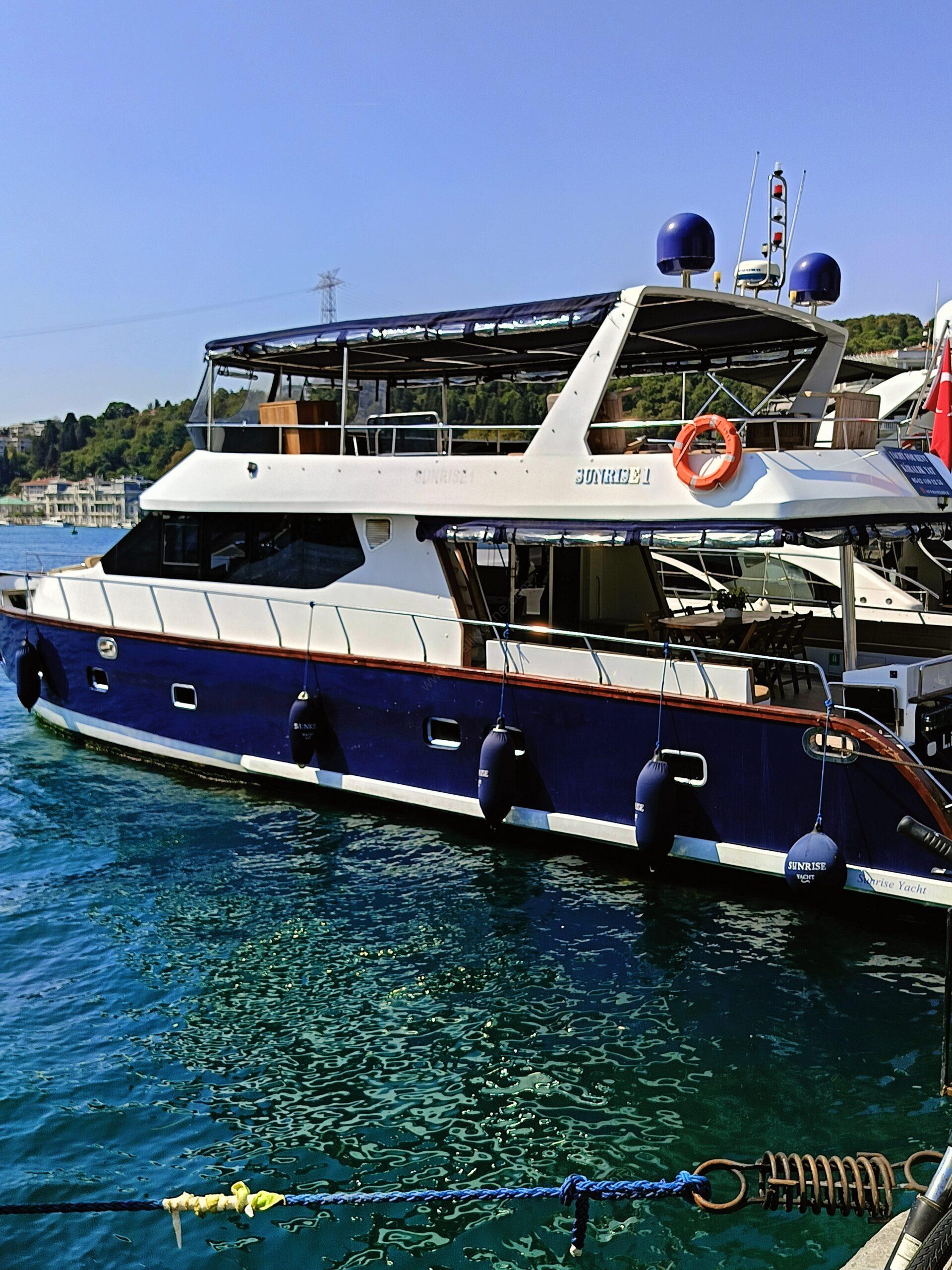 Yacht Gallery