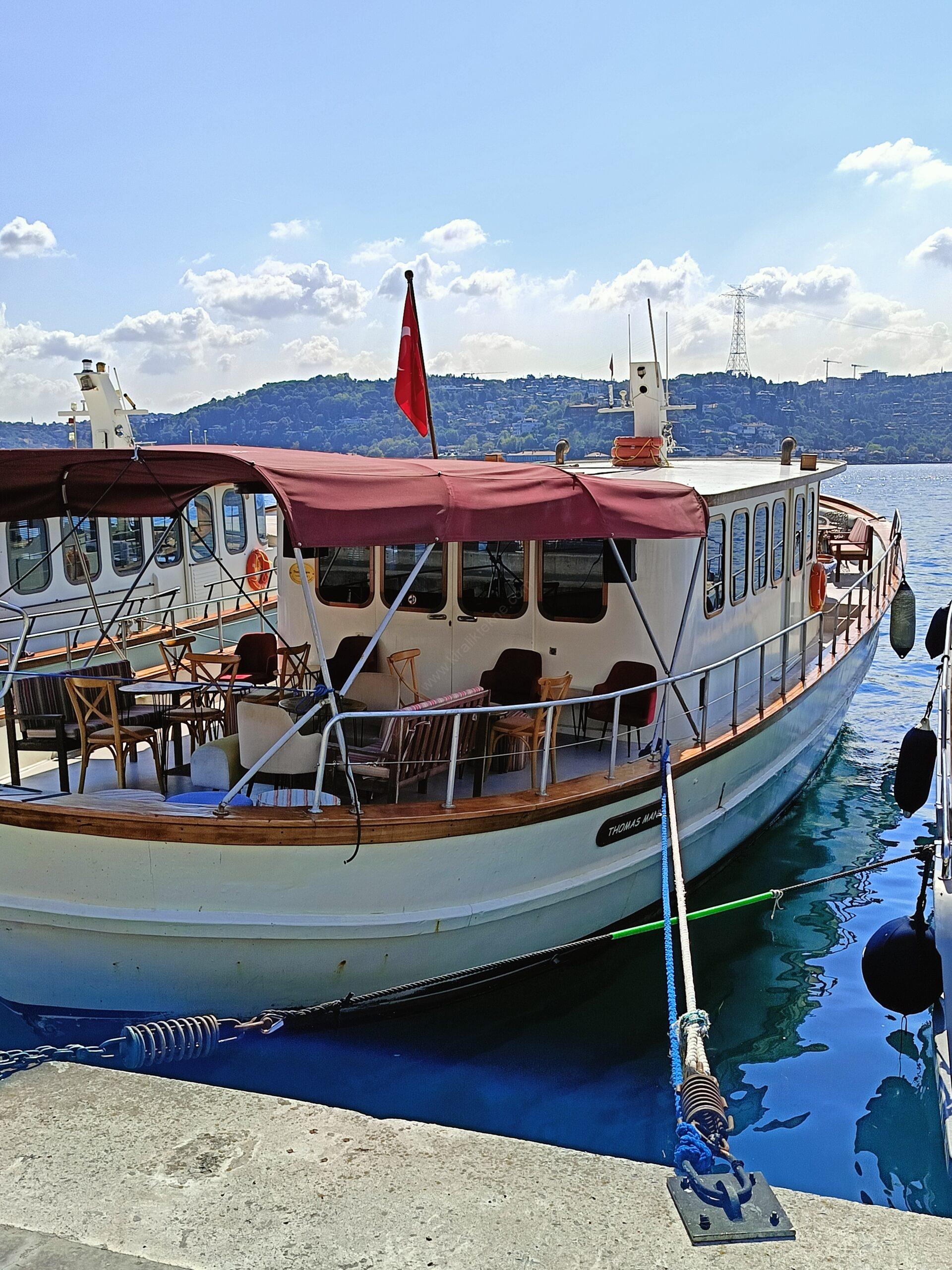 Yacht Gallery