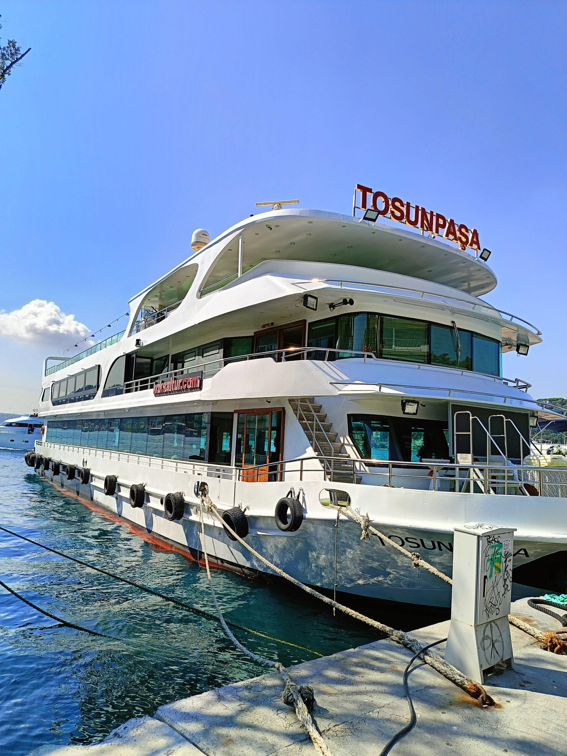 Yacht Gallery