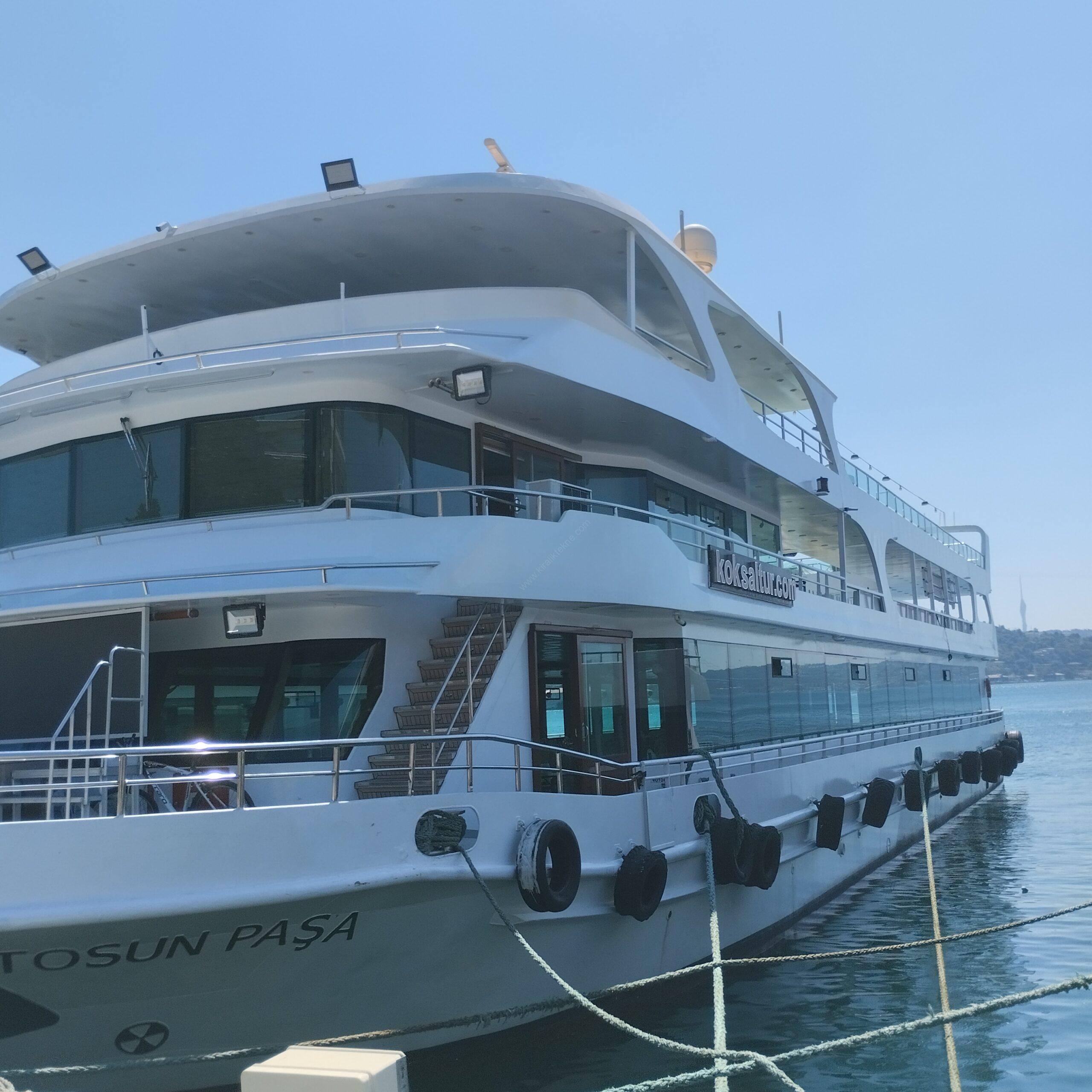Yacht Gallery