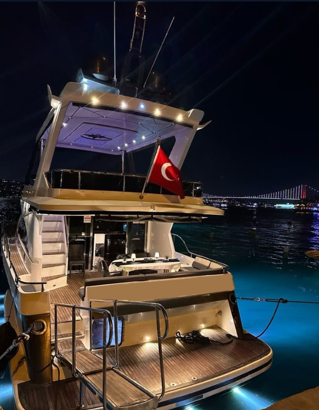 Yacht Gallery