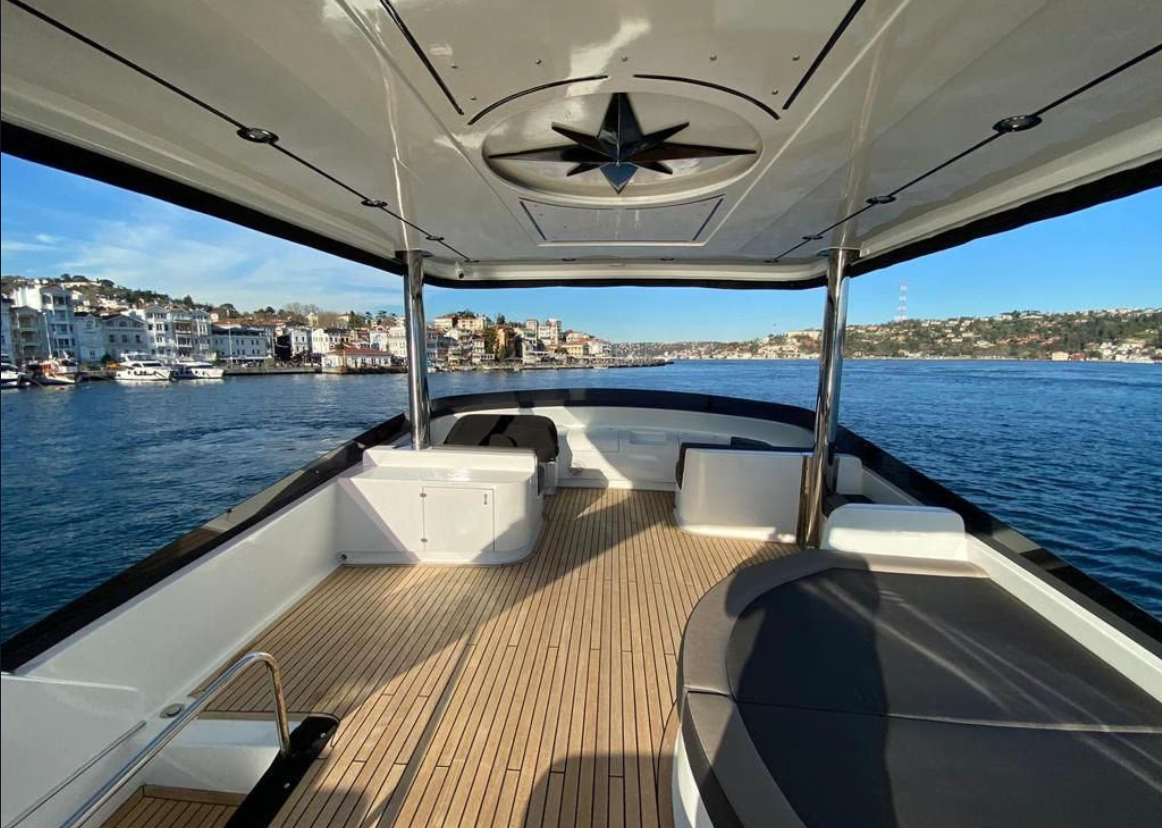 Yacht Gallery