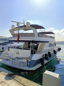 Yacht Thumbnail