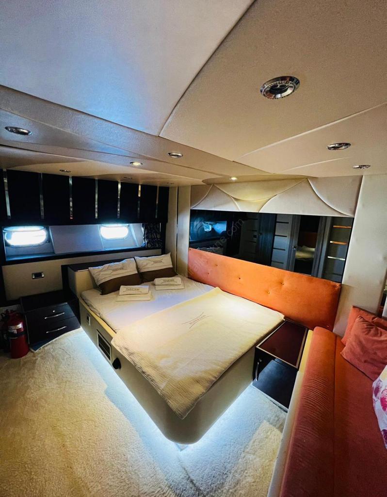 Yacht Gallery