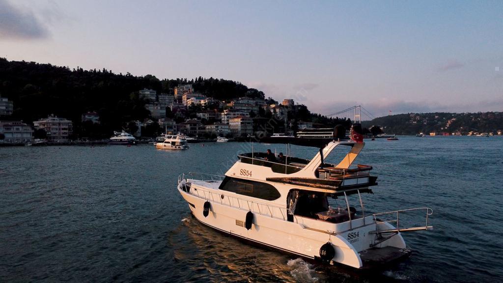 Yacht Gallery