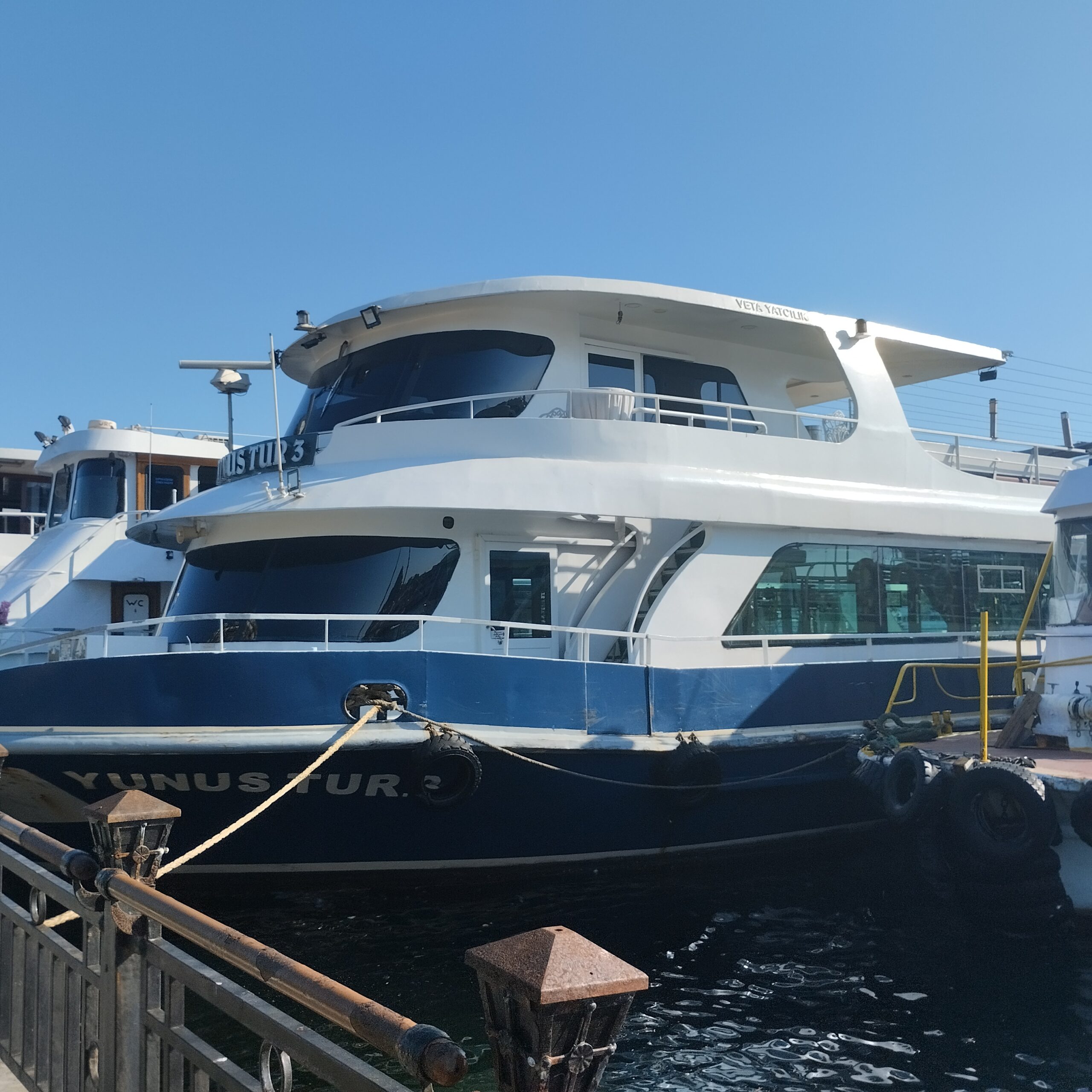 Yacht Gallery