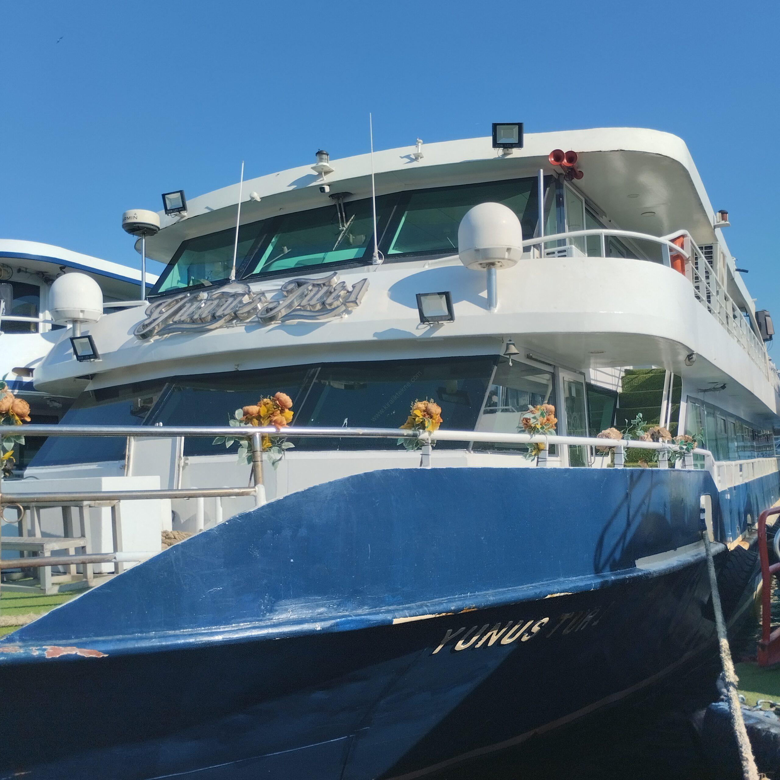 Yacht Gallery