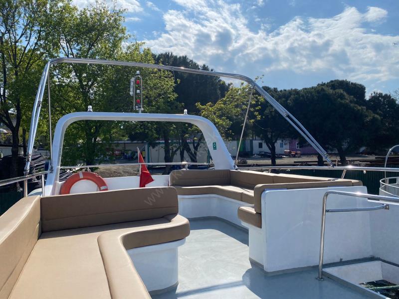 Yacht Gallery