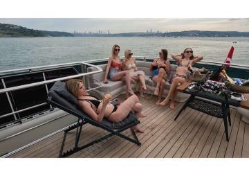 Yacht Gallery