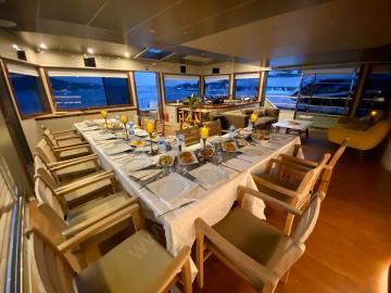 Yacht Gallery