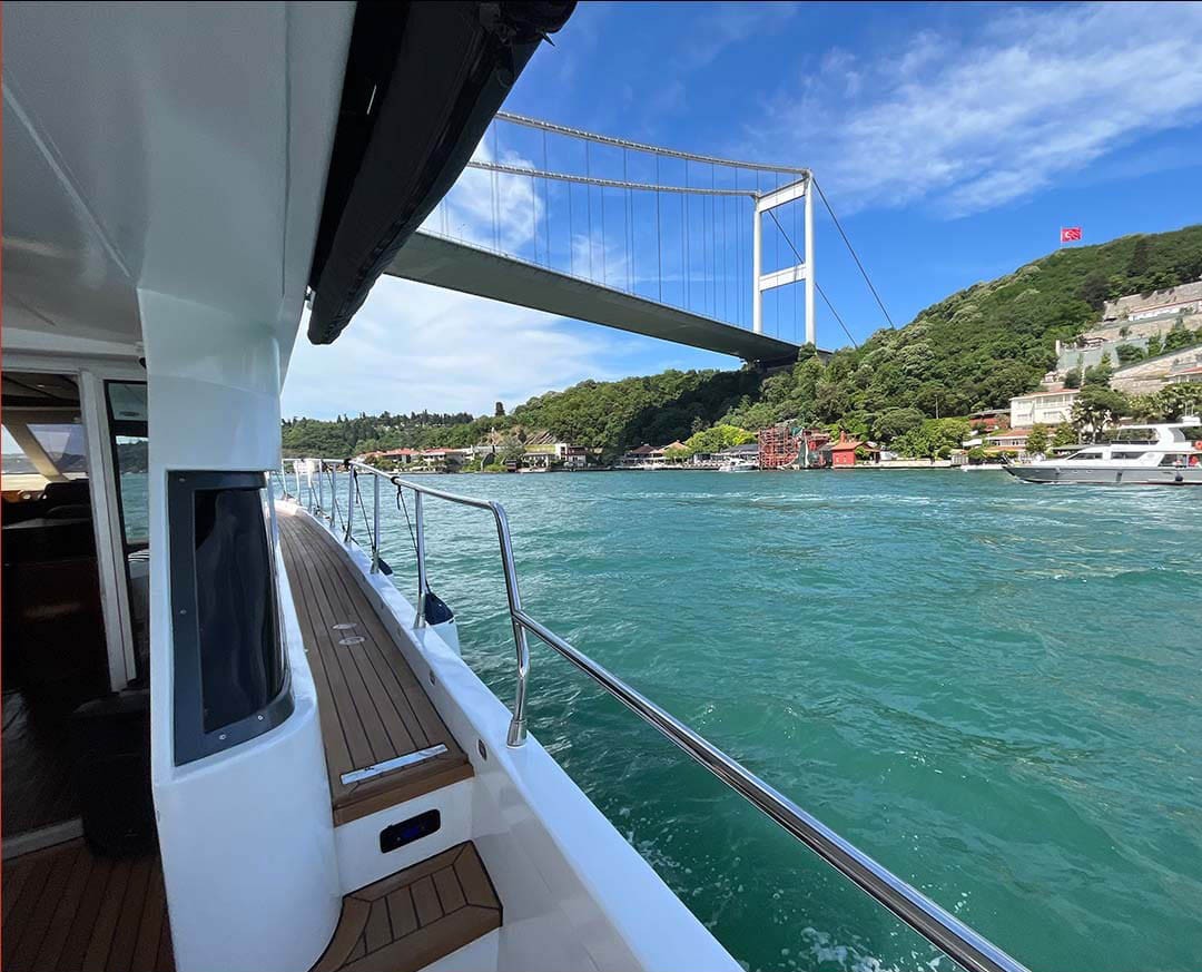 Yacht Gallery