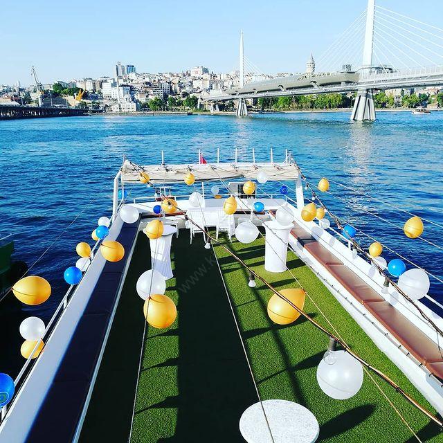 Yacht Gallery