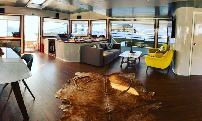 Yacht Gallery