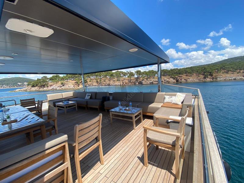 Yacht Gallery