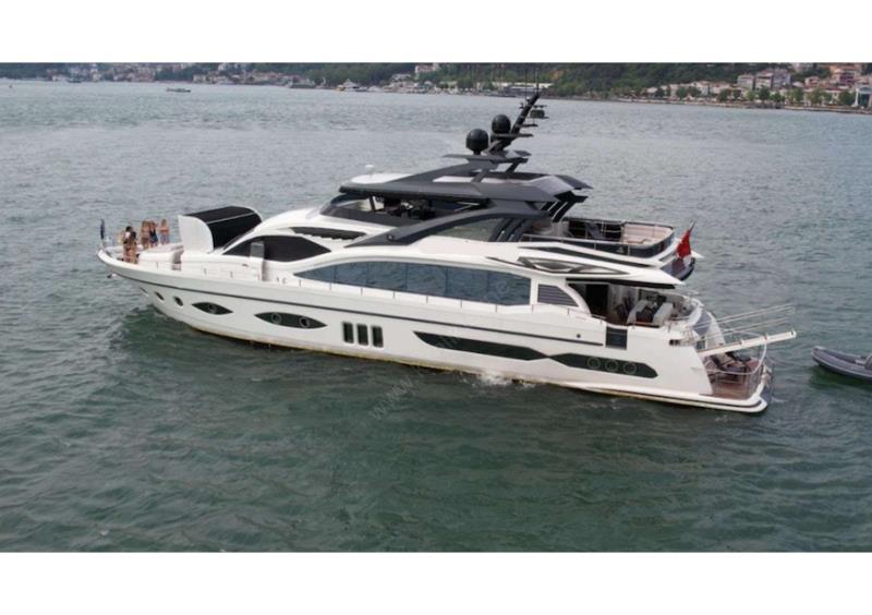 Yacht Gallery