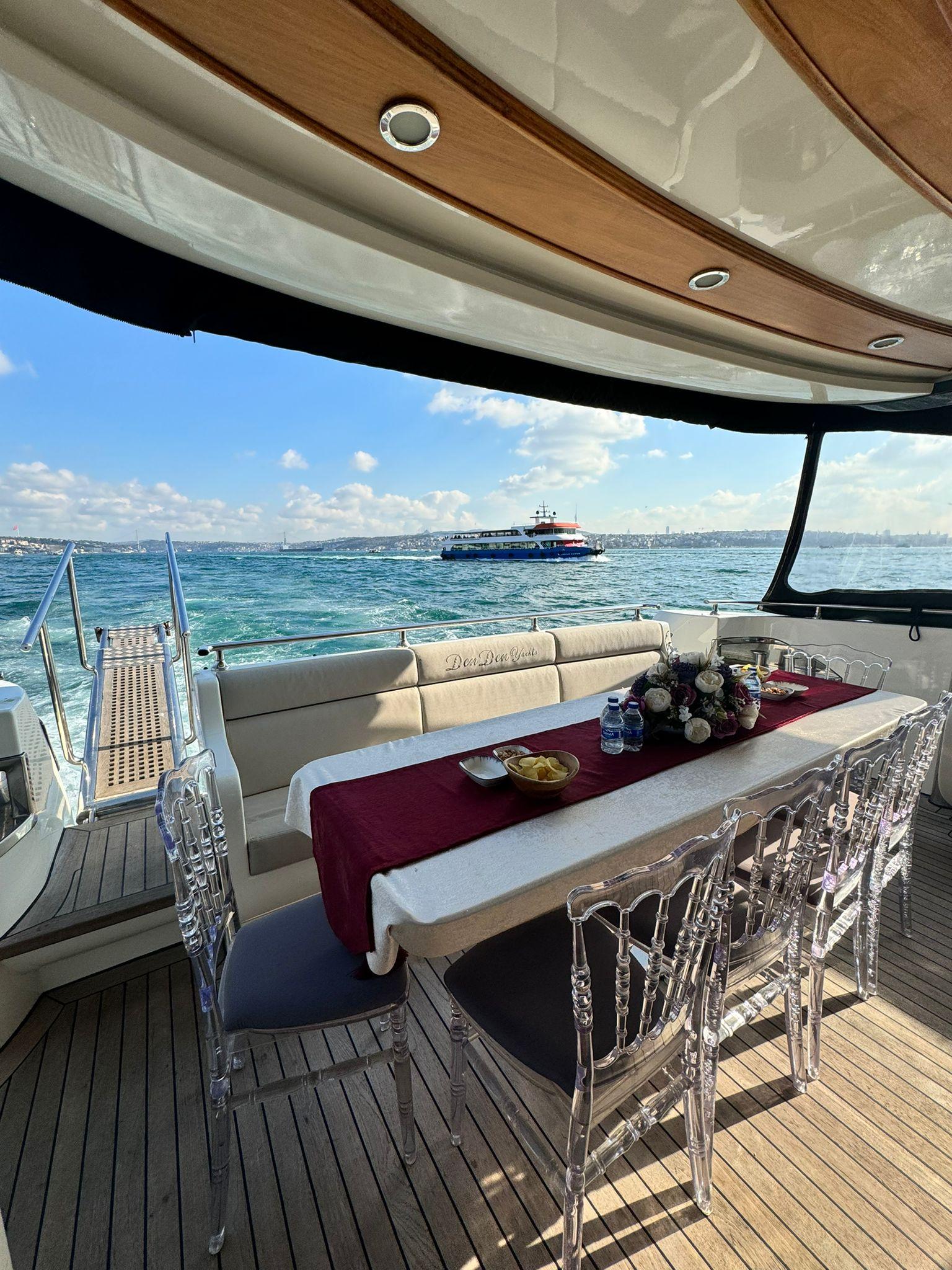 Yacht Gallery