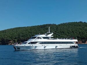 Yacht Thumbnail