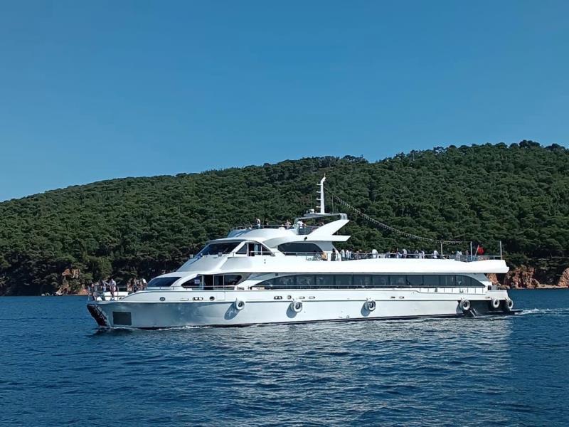 Yacht Gallery