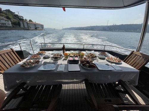Yacht Gallery
