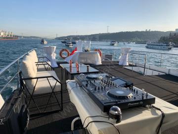 Yacht Gallery