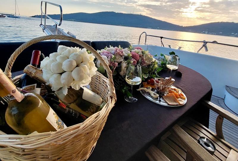 Yacht Gallery