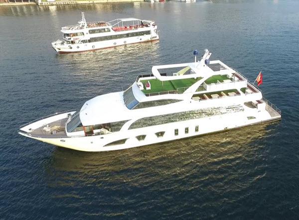 Yacht Gallery