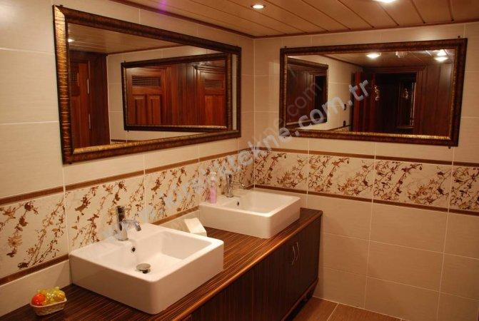 Yacht Gallery