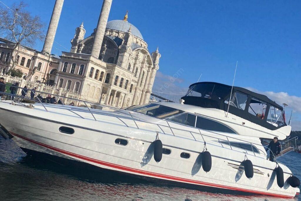 Yacht Gallery