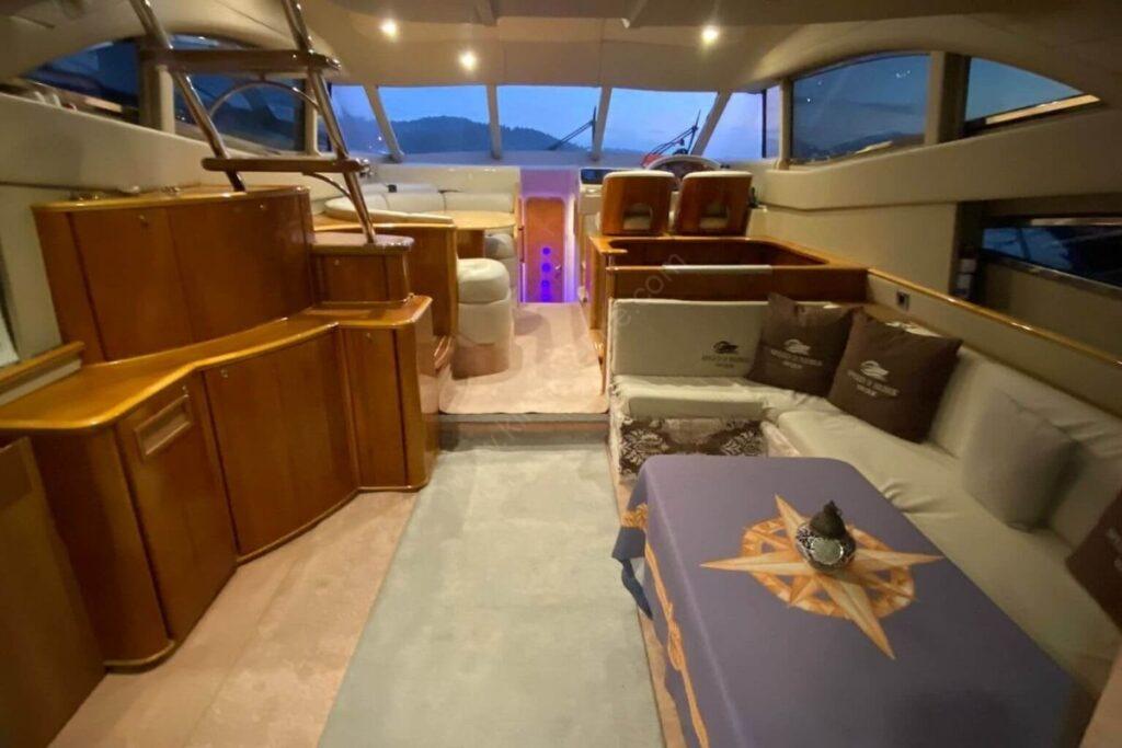 Yacht Gallery