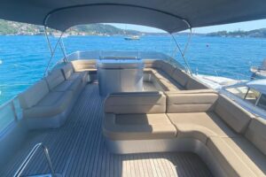 Yacht Thumbnail