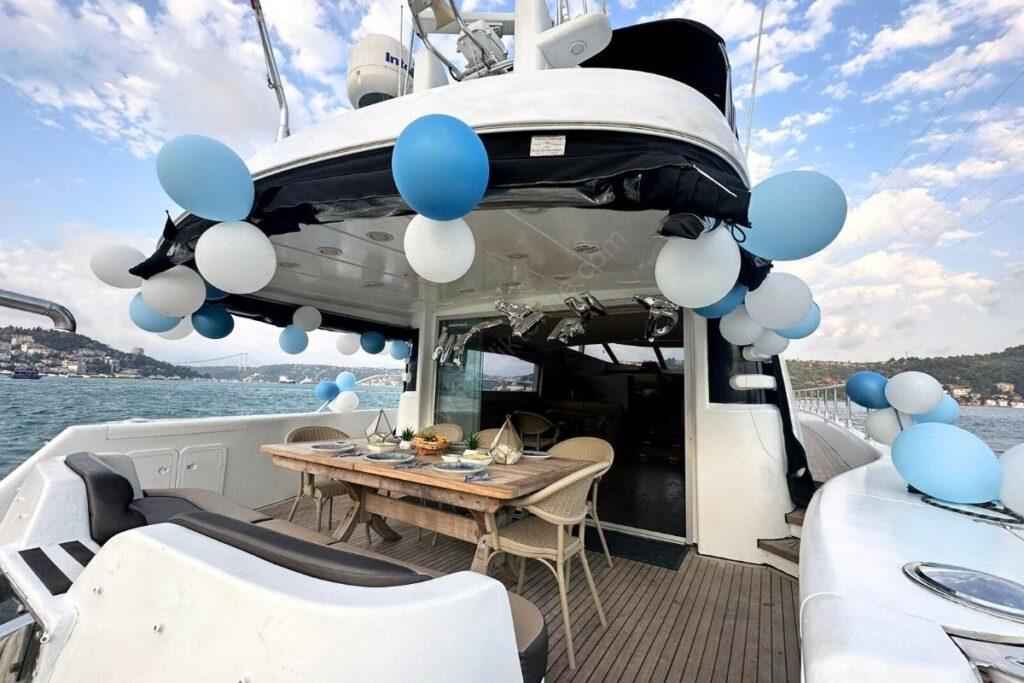 Yacht Gallery