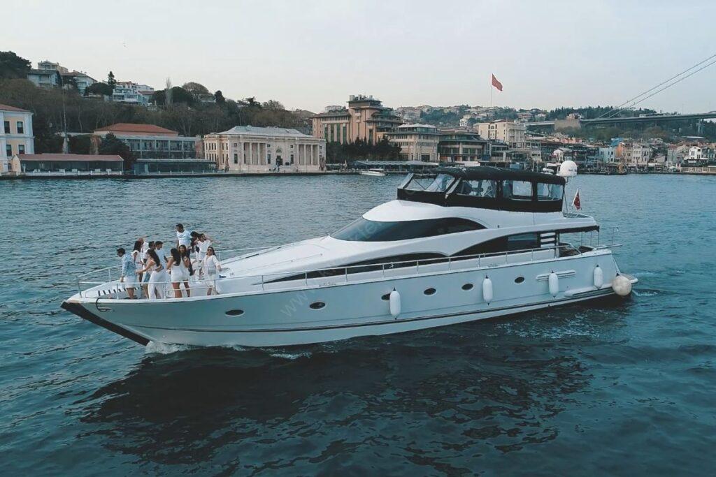 Yacht Gallery