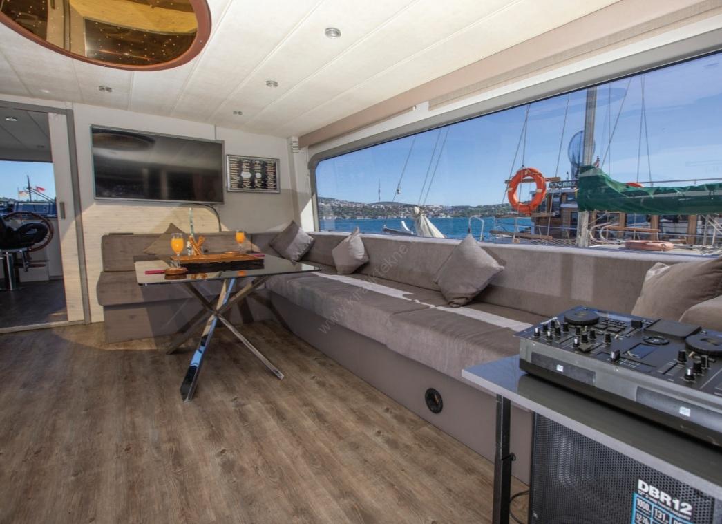 Yacht Gallery