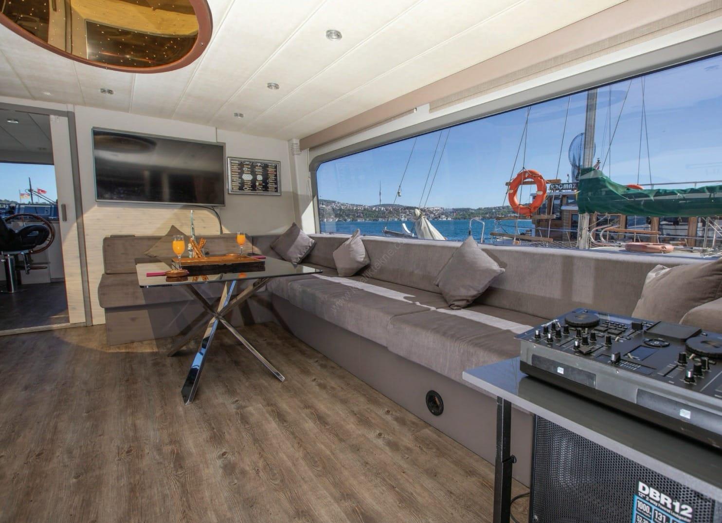 Yacht Gallery