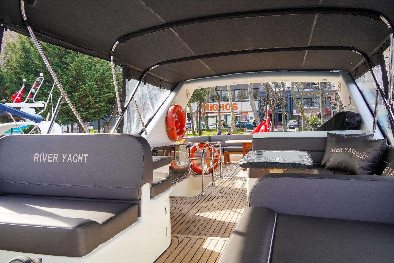 Yacht Gallery