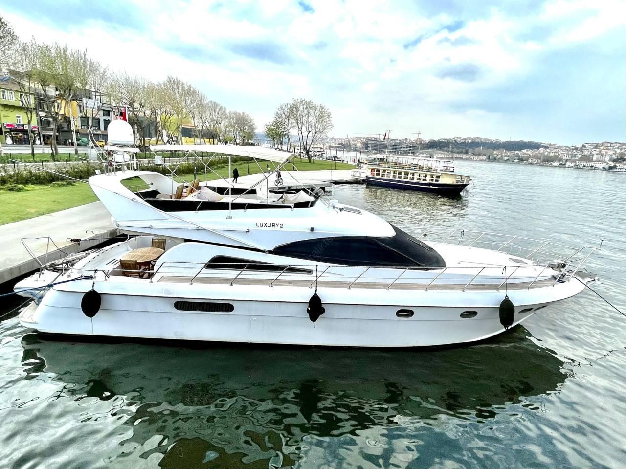 Yacht Gallery