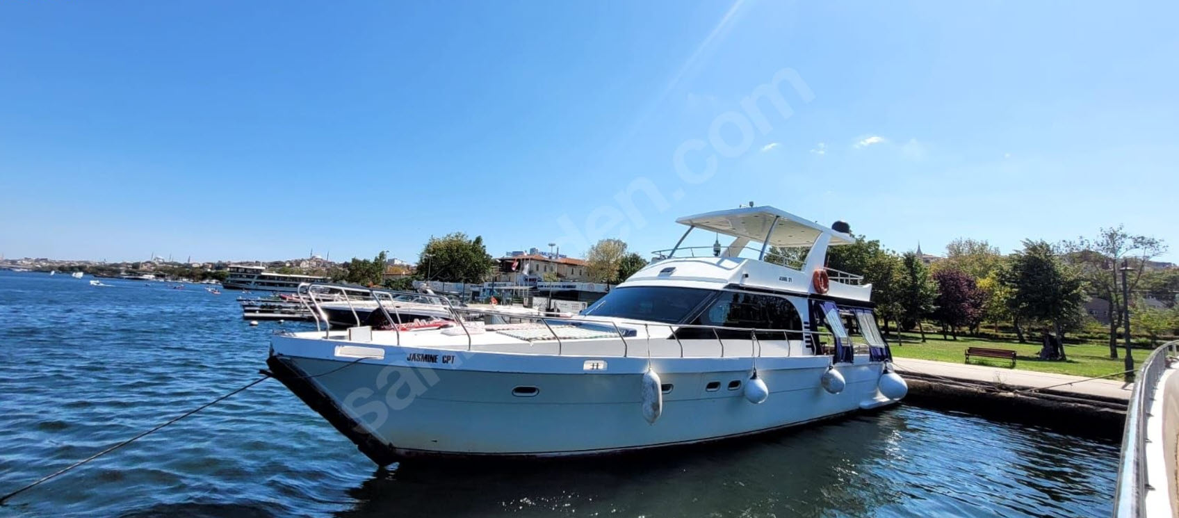 Yacht Gallery