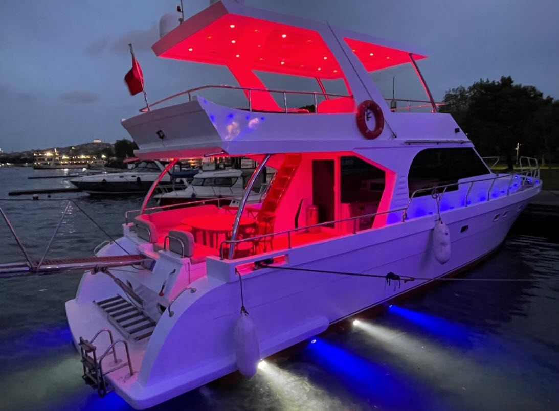 Yacht Gallery